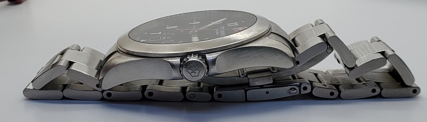 Victorinox - Heritage, Swiss Army Black Stainless Men's Quartz Watch - 241968(USED)