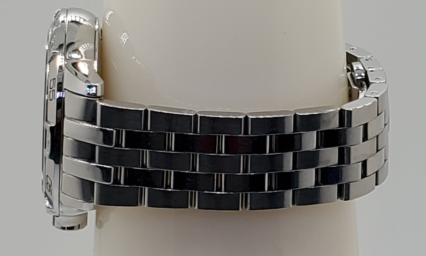 Raymond Weil - Tango, Stainless Steel Men's Quartz Watch - 8160-ST2-50001(USED)