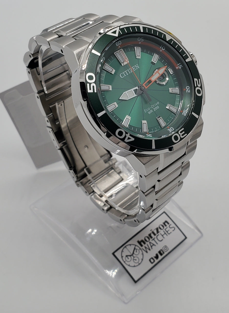Citizen Eco-Drive Endeavor Diver, Stainless Steel Green Dial Men's Quartz Watch - AW1428-53X
