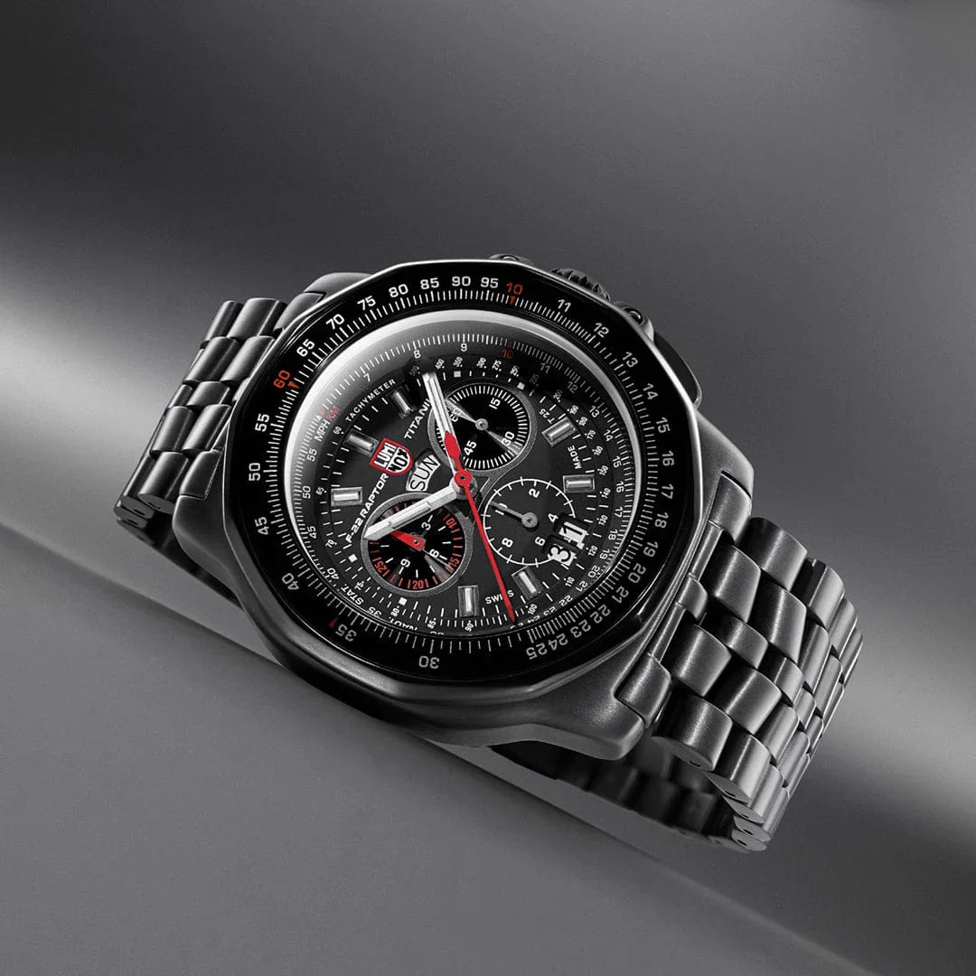 Born from the Skies: The Luminox F-22 Raptor XA.9272