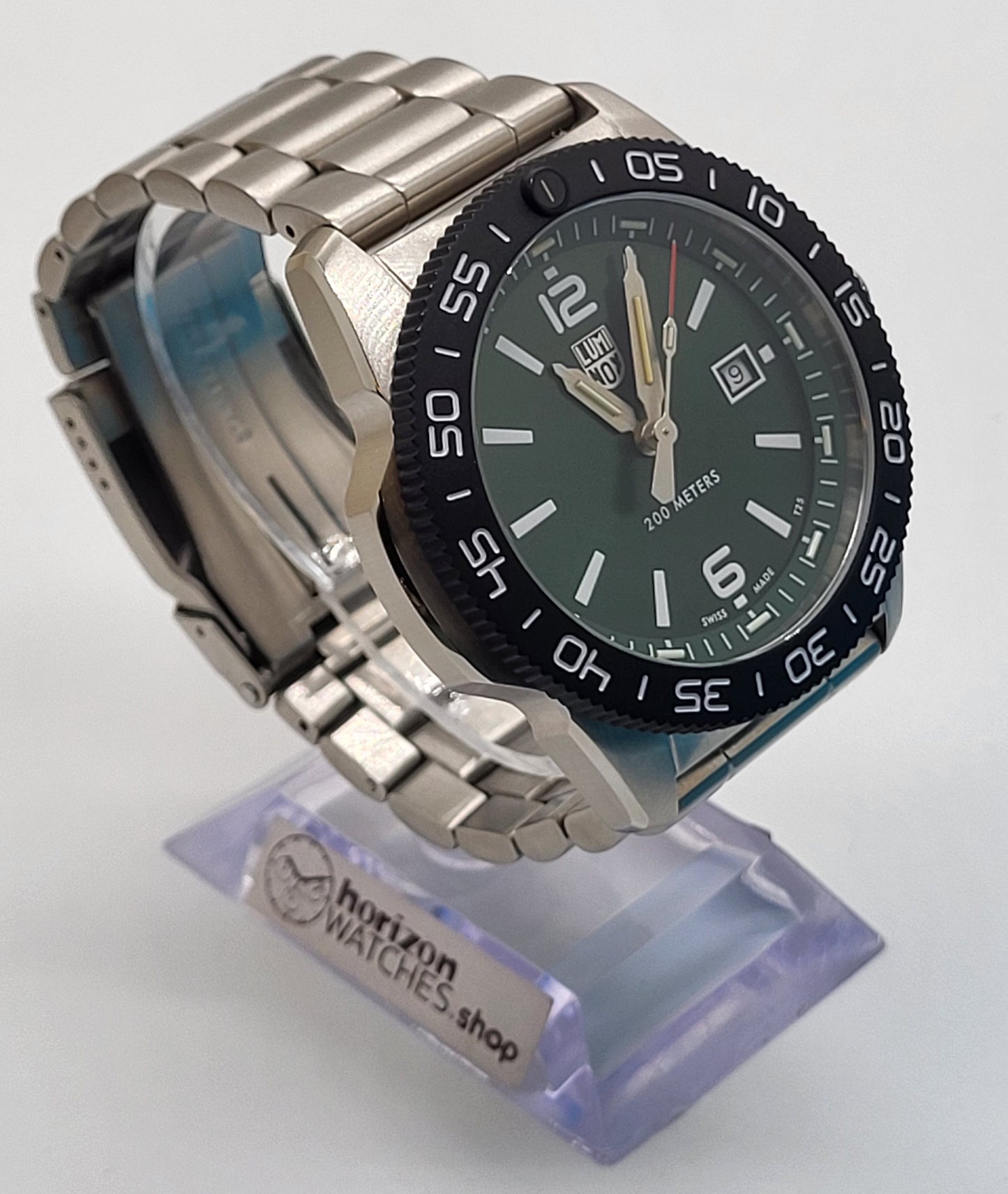 Luminox - Pacific Diver, Stainless Steel Men's Quartz Watch XS.3137