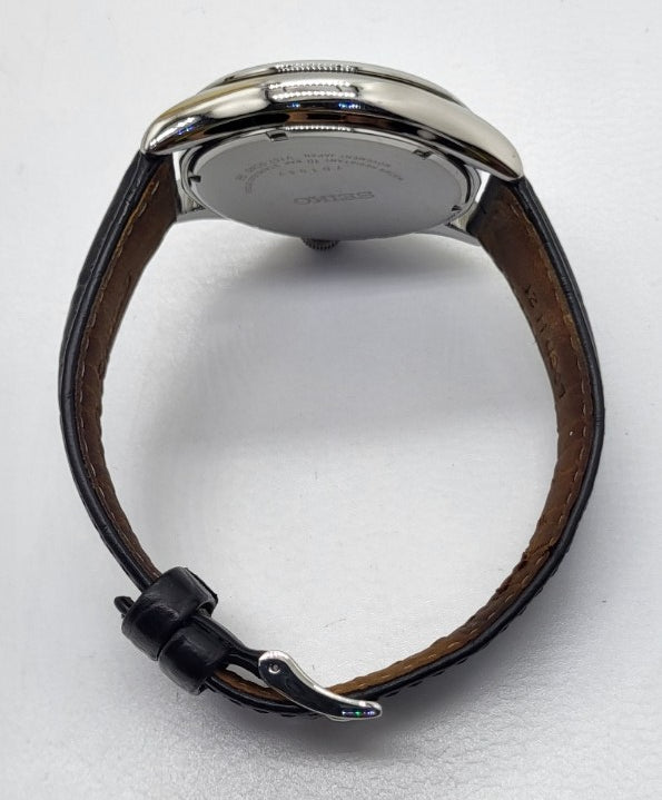Seiko - Solar Classic Black Leather Men's Quartz Watch - SNE495