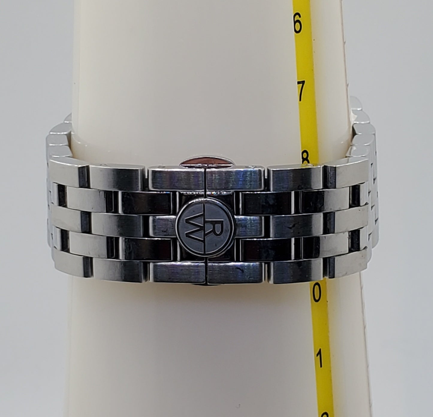 Raymond Weil - Tango, Stainless Steel Men's Quartz Watch - 8160-ST2-50001(USED)