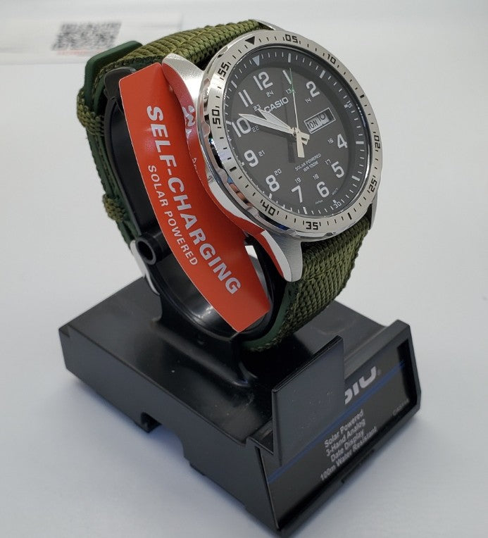 Casio - Classic Green Canvas Men's Solar Quartz Watch - MTPS120L-3AV