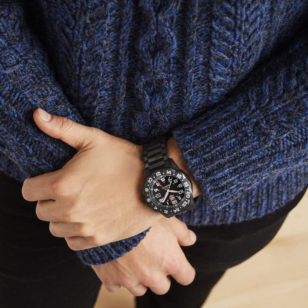 Share Luminox F-117 Nighthawk GMT Gunmetal Divers Quartz Men's Watch XA.6422