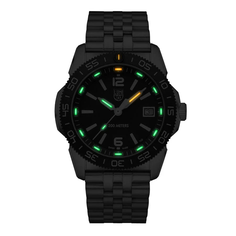 Luminox Pacific Diver Stainless Black Dial Men's Quartz Watch 39mm XS.3122M.1